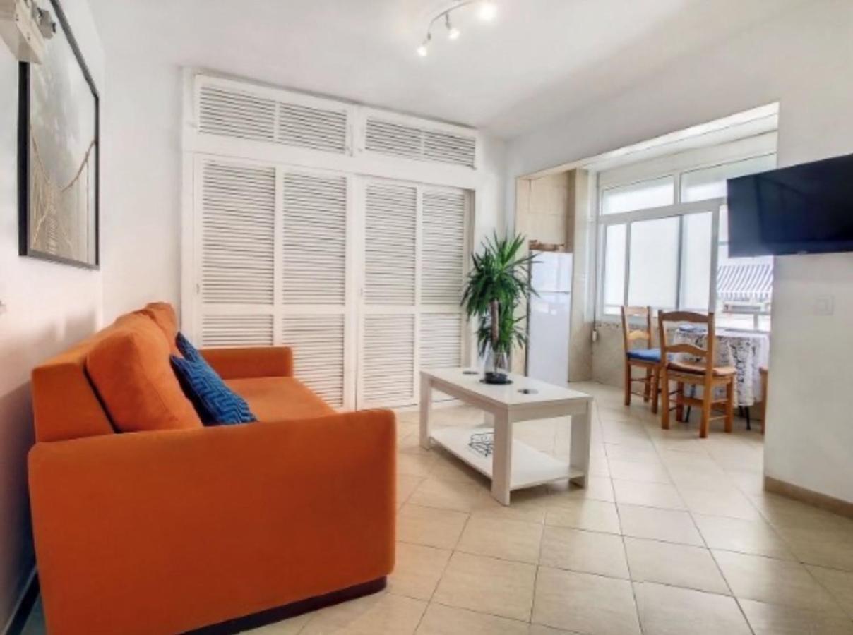 Urban&Vacay! Suite - Torremolinos City Centre Εξωτερικό φωτογραφία